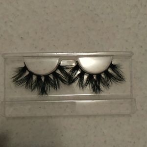100% Mink lashes